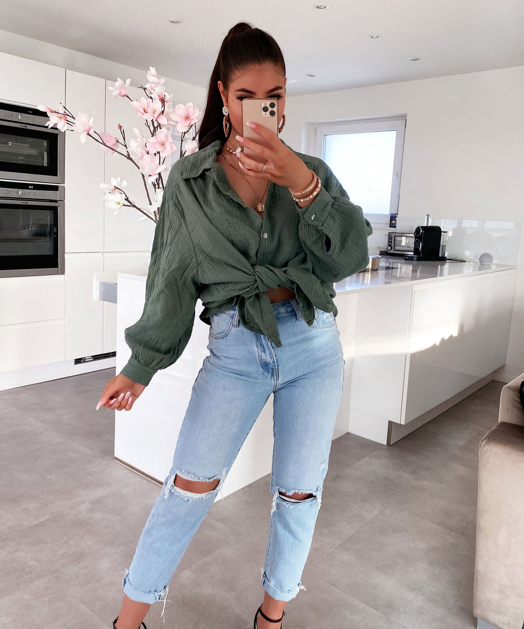 Oversized mousseline blouse Freya kaki kort